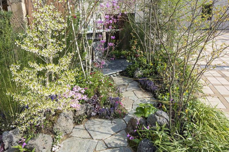 諏訪鉄平石 乱形 | 造園資材館