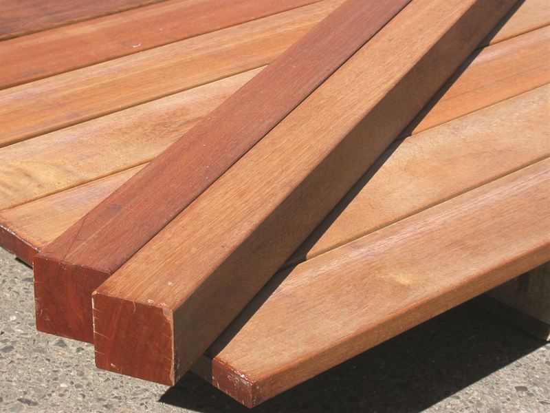 ウリン 柱E4E | 造園資材館